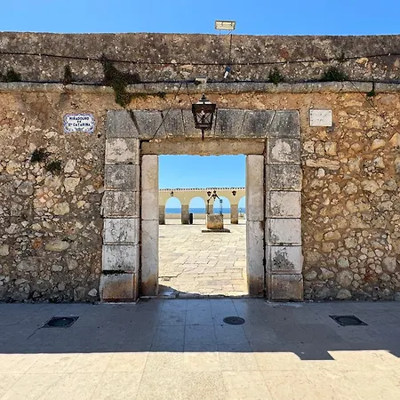 Blue Rocha - Front & Seaview * بورتيماو